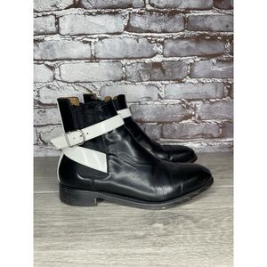 BALENCIAGA BLACK WHITE POLISH CALFSKIN CHELSEA BUCKLE ANKLE BOOTS Women 37EU/6.5